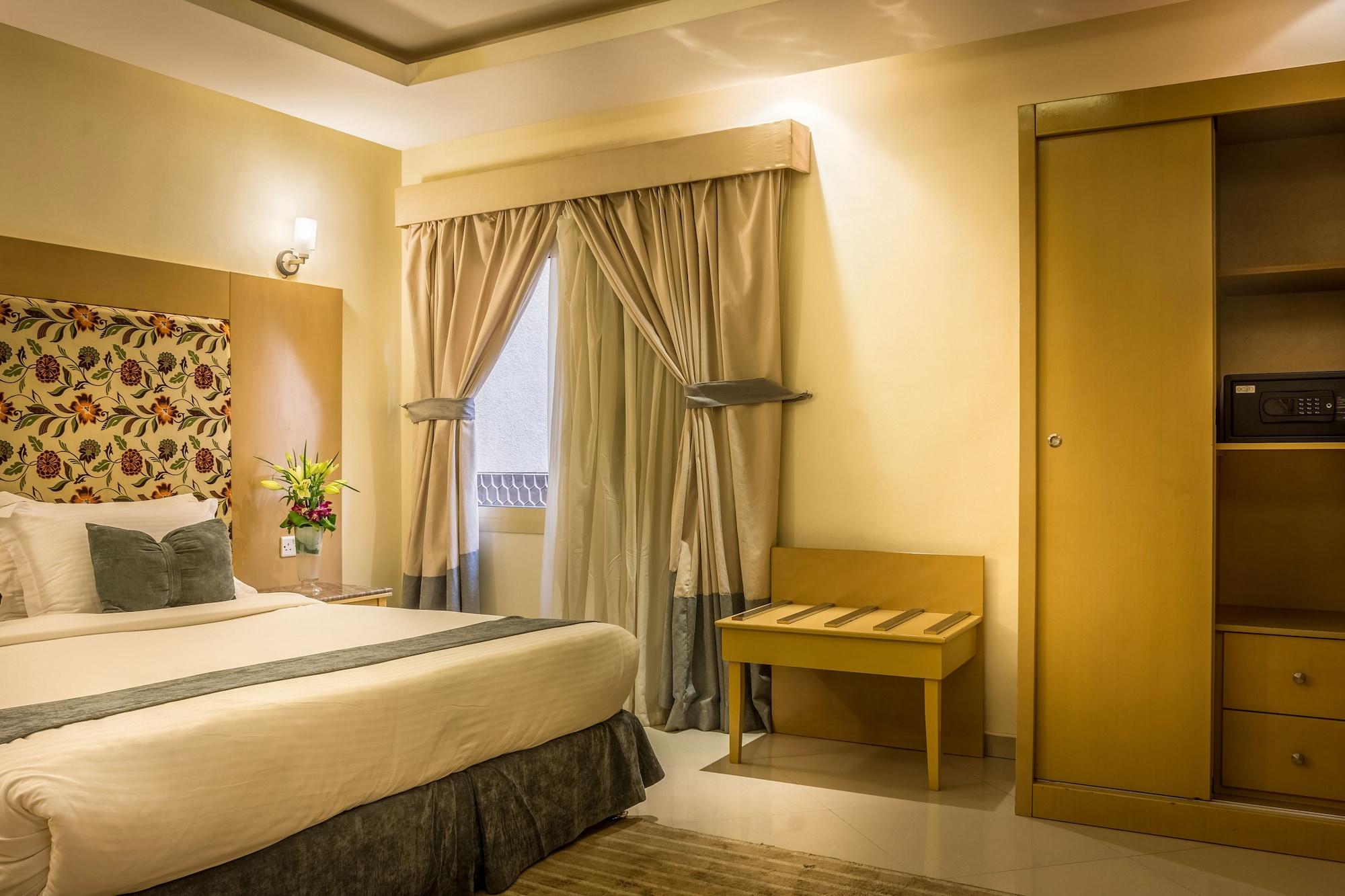 Al Muhaidb Al Takhasosi Suites Riaad Buitenkant foto